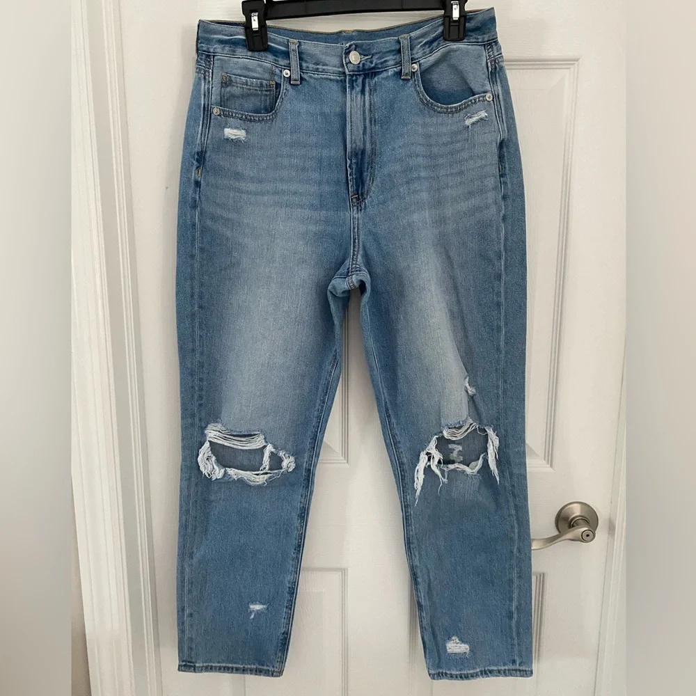 American Eagle Mom Jeans 12 Regular - Picture 3 of 10